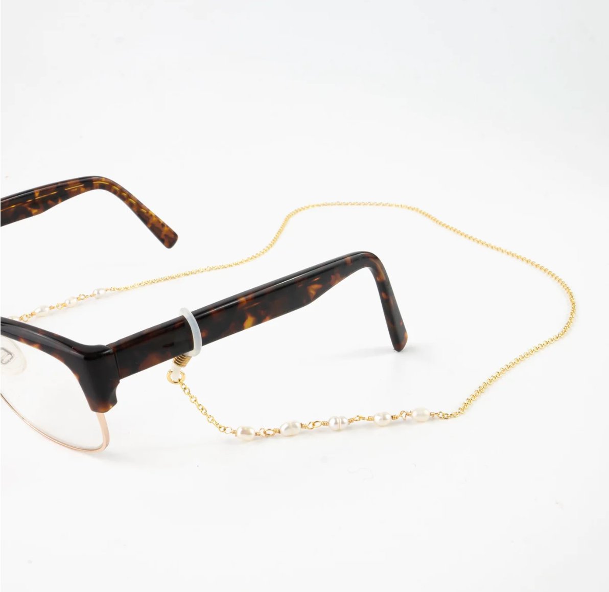 ANA SUNGLASSES CHAIN - GOLD PLATED - SUNDAY BEST TRADING CO