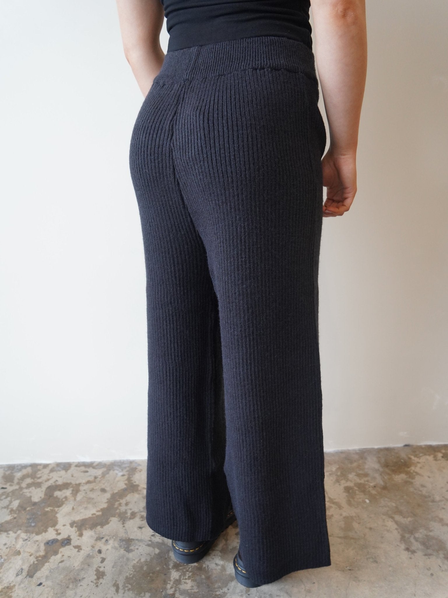 CALEIGH KNIT PANTS - SUNDAY BEST TRADING CO