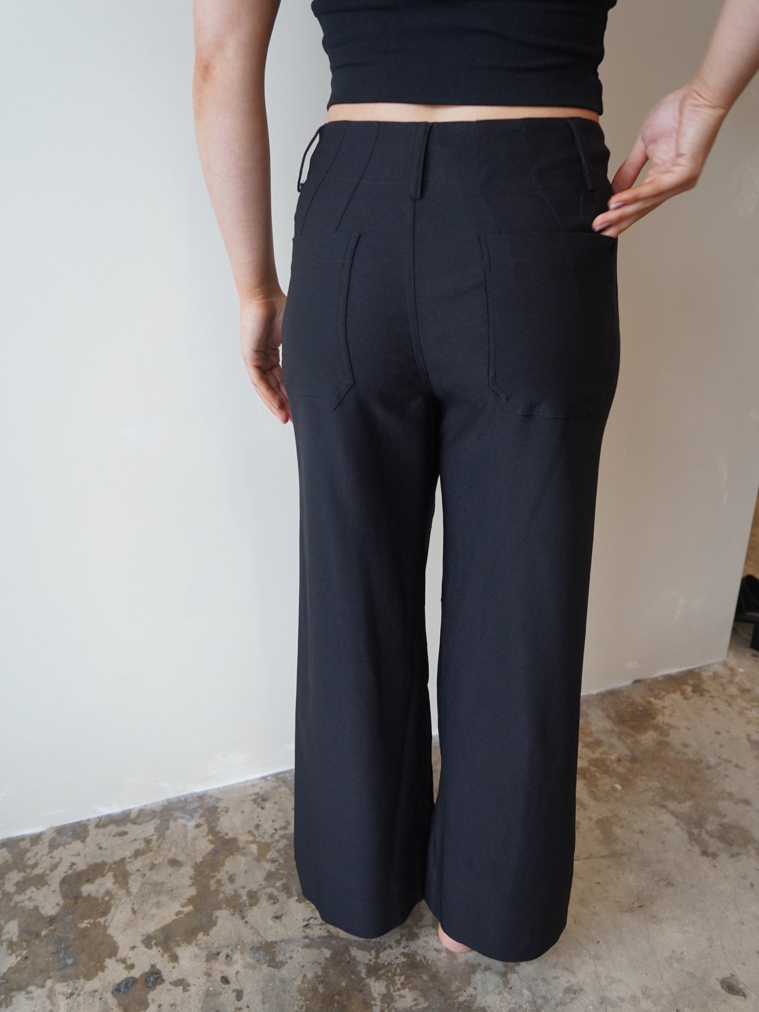 CARAMEL WIDE LEG PANTS- BLACK - SUNDAY BEST TRADING CO