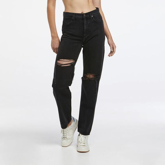 WOMENS JEANS – SUNDAY BEST TRADING CO