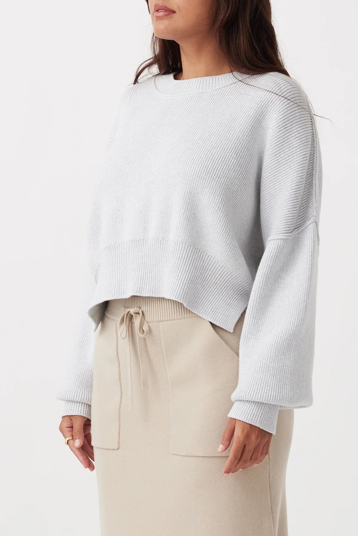 HARLO CROPPED SWEATER - SUNDAY BEST TRADING CO