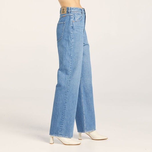 BELLA BAGGY RELAXED JEAN BLUE FLOWER - SUNDAY BEST TRADING CO
